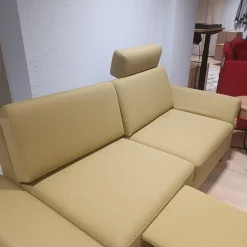 Sofa Sirio Stoff Arco Schurwolle Kiwi Grün Gelb Holzkufen Eiche geölt