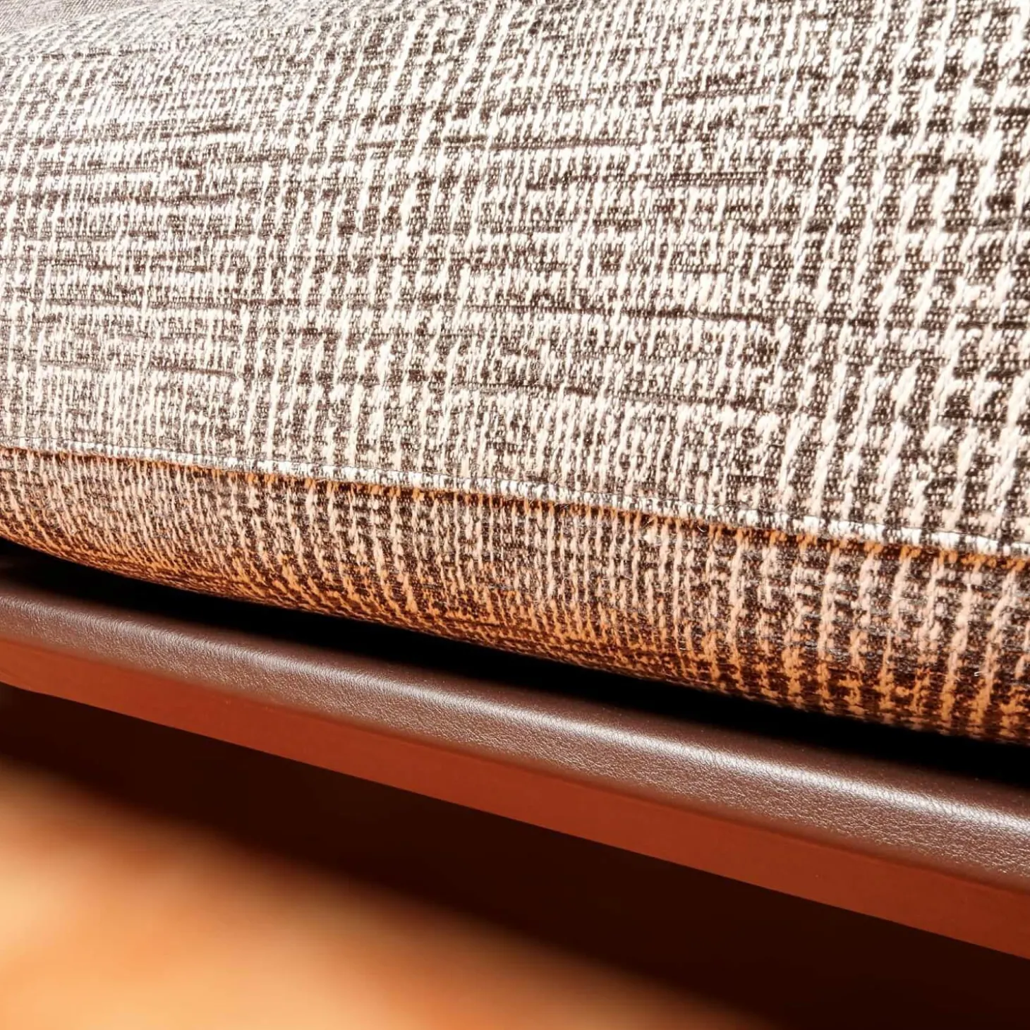 Sofa Spirit 2 92,5 Stoff Scott BW 1769 292 Grau Beige Füße Metall