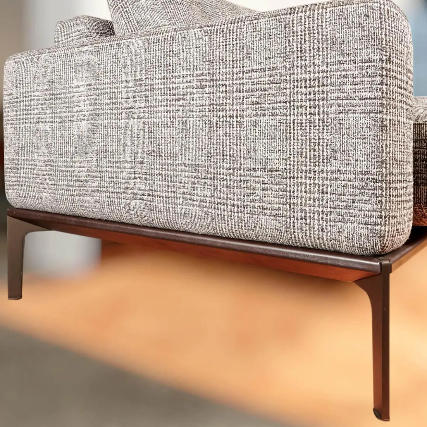 Sofa Spirit 2 92,5 Stoff Scott BW 1769 292 Grau Beige Füße Metall