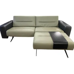 Sofa Stella M Mit Breiten Armlehnen Leder Paloma Shadow Green Dunkelgrün Und Black Schwarz Fuß Kufe Stahl Schwarz Mit Kopfstützen