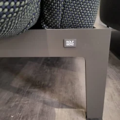 Sofa Stoff 24 516 Flaschengrün Grün Grau Gestell Stahl Feinstruktur RAL 7022 Umbragrau Pulverbeschichtet Matt