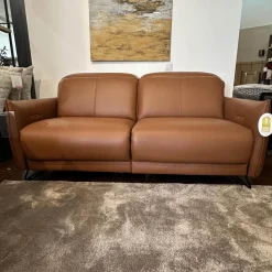 Sofa Vitis Leder Montana Cognac Braun Füße 01BL Black Schwarz Mit Ausklappbarer Fußablage