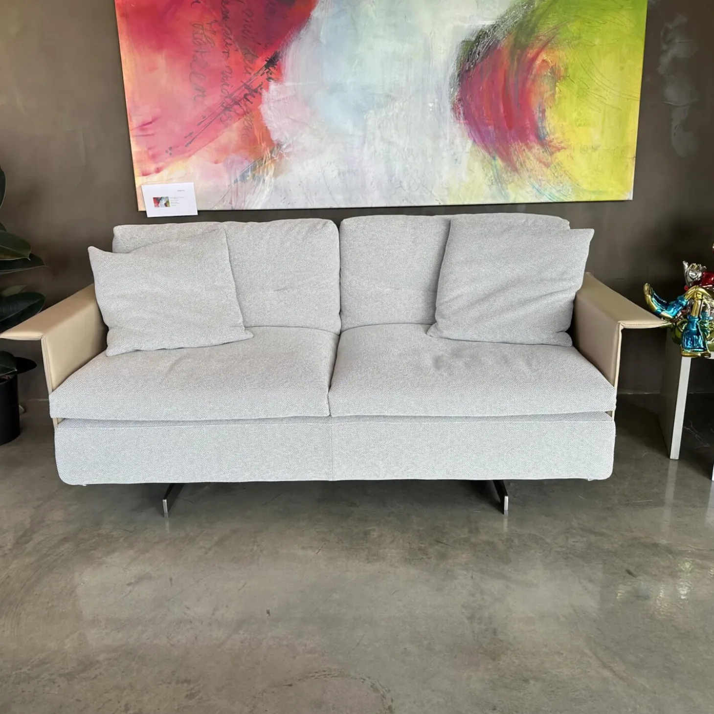 Sofa Zweisitzer Grantorino Stoff Col. Tess Bouce Sabbia Grau Leder Saddle Beige