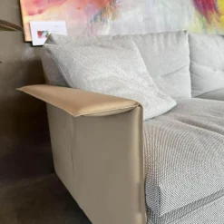 Sofa Zweisitzer Grantorino Stoff Col. Tess Bouce Sabbia Grau Leder Saddle Beige