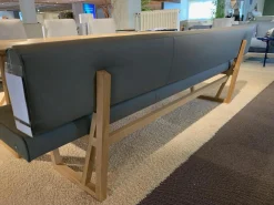 Sofabank 624 Leder 36.405 Quarzgrau Gestell H98 Eiche