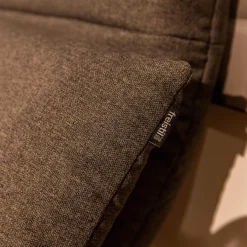 Sofabank Liege 140 Stoff 3041 Zeltgrau Winkelfuß Schwarz Mit Klappbaren Armteilen