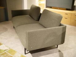 Sofabank Liv Smart 536 Stoff 24.140 Grüngrau Gestell Aluminium Feinstruktur Pulverbeschichtet Matt RAL 9017 Schwarz Mit Rückenkissen