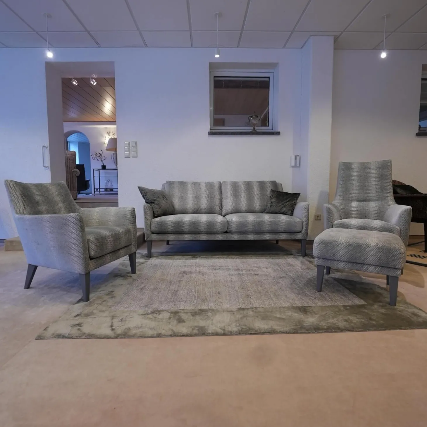 Sofagarnitur Coco Bezug Jab 9 2241 091 Graubeige Füße Massivholz Lackiert Grau