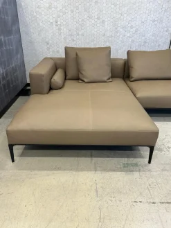 Sofagruppe Jaan Living 783 Leder Safari 1372 Clay Braun Grau Gestell Aluminium Schwarz Hochglanz Beschichtet Mit Kissen