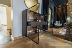 Solitärmöbelvitrine S100 2 Glastüren 1 Schubkasten