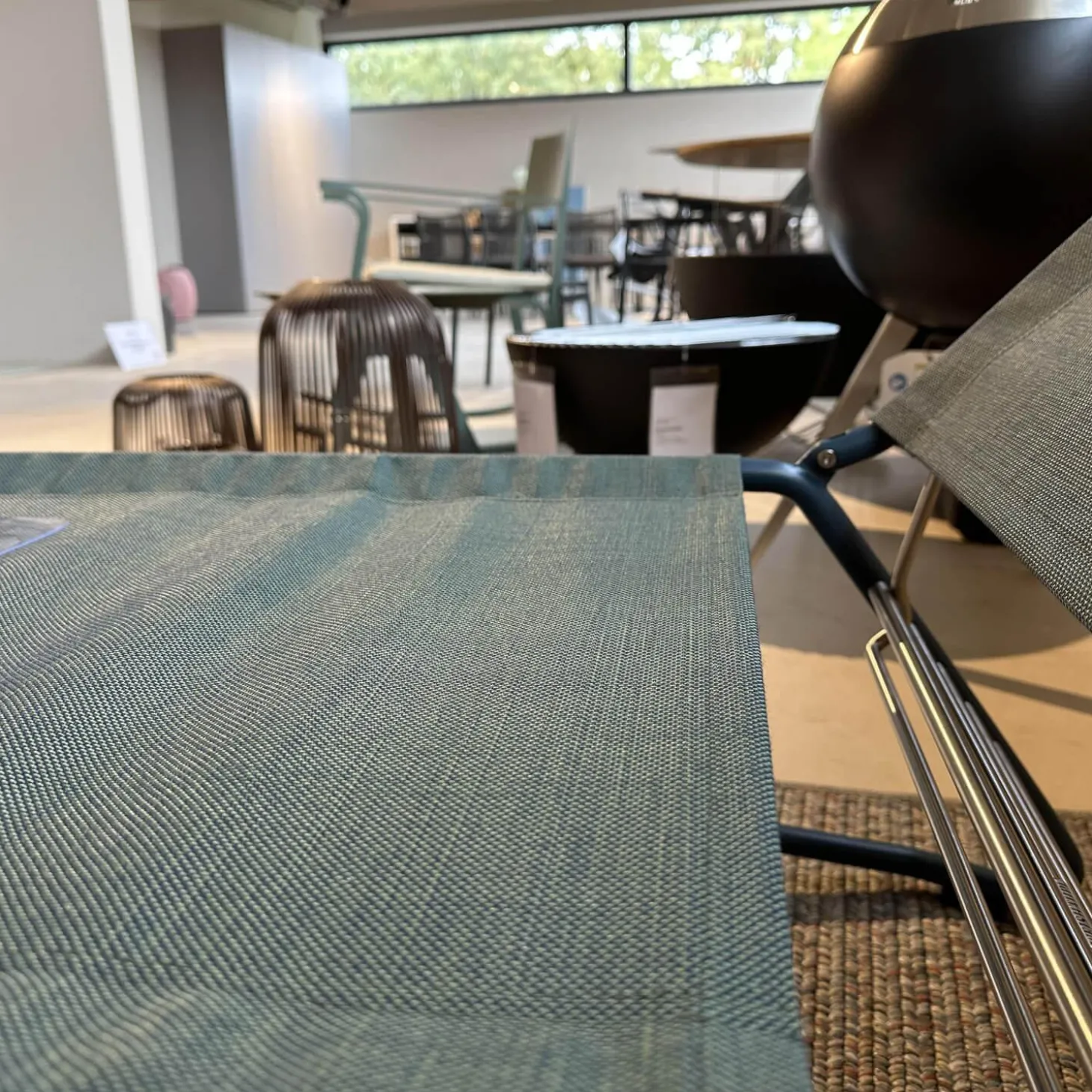 Sonnenliege Balcony Bespannung Batyline Eden Grünblau Meliert Gestell Edelstahl Rauchblau Pulverbeschichtet