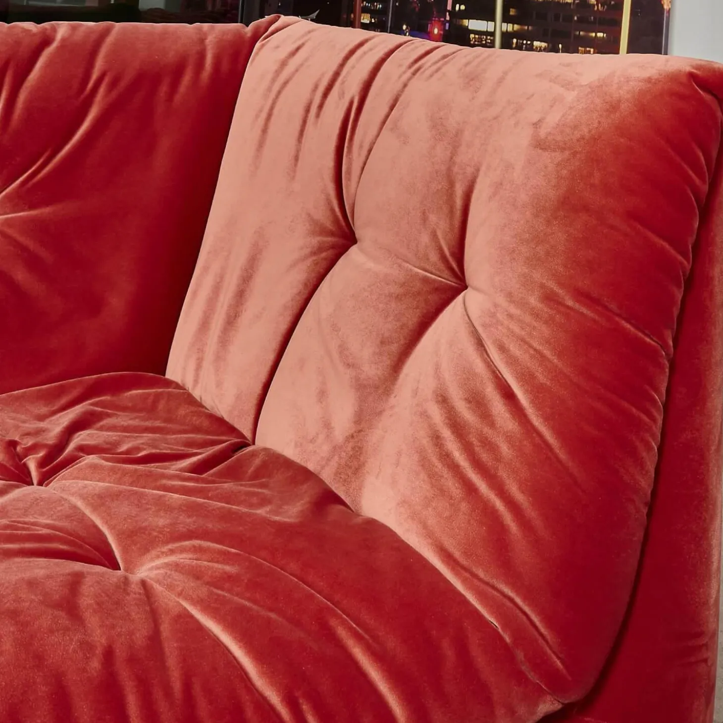 Soulmate Sofa 220/110 Stoff City Velvet Reloaded CA7832/063 Rot
