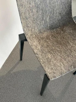 Stapelbarer Stuhl Zartan Eco aus Recyclingholz Grau