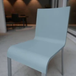 Stuhl 03 Sitzschalenfarbe Hellgrau Untergestell Pulverbeschichtet Silber Glatt