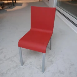 Stuhl 03 Sitzschalenfarbe Signalrot Untergestell Pulverbeschichtet Silber Glatt