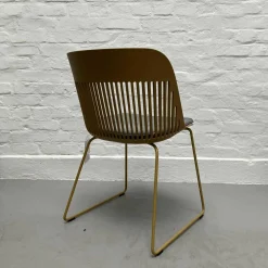 Stuhl Aiir Schale Kunststoff Saffron Braun-Grün ohne Kissen