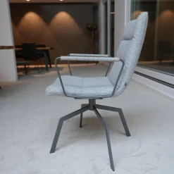 Stuhl Arva Light Stoff Hallingdal 116 4-Fuß-Stern-Gestell In Struktur M 15 Eisenblank