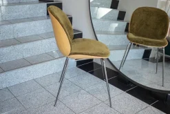 Stuhl Beetle Innen Stoff Mumble Glamour Moosgrün Grün Außen Eiche Semi Matt Lackiert Gestell Schwarzchrom