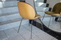 Stuhl Beetle Innen Stoff Mumble Glamour Moosgrün Grün Außen Eiche Semi Matt Lackiert Gestell Schwarzchrom