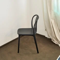 Stuhl Belleville Textil Leder Premium Schwarz Gestell Polyamid Spritzguss Tiefschwarz