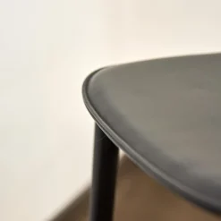 Stuhl Belleville Textil Leder Premium Schwarz Gestell Polyamid Spritzguss Tiefschwarz