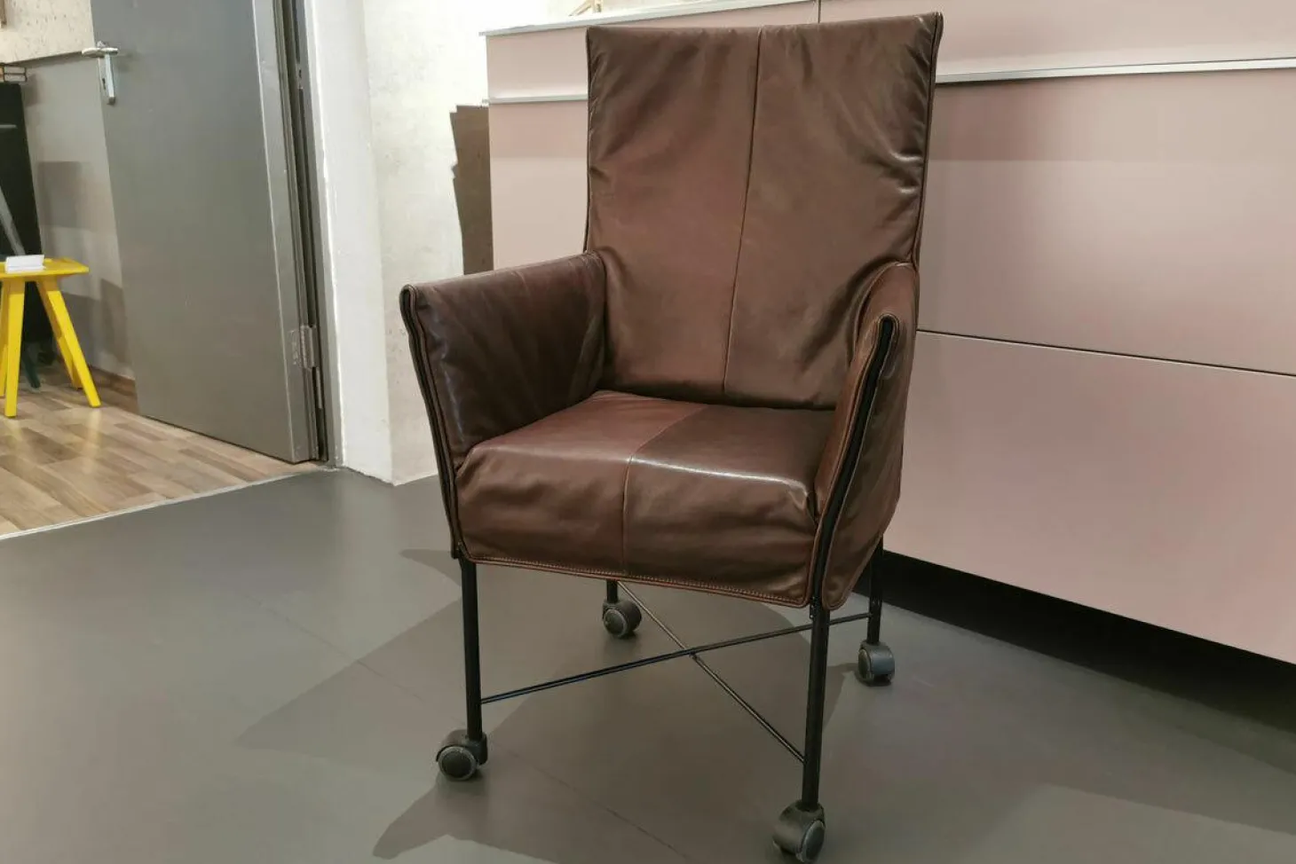 Stuhl Chaplin Flex Leder Rancho Sienna Braun Gestell Büro Metall Schwarz Mit Rollen