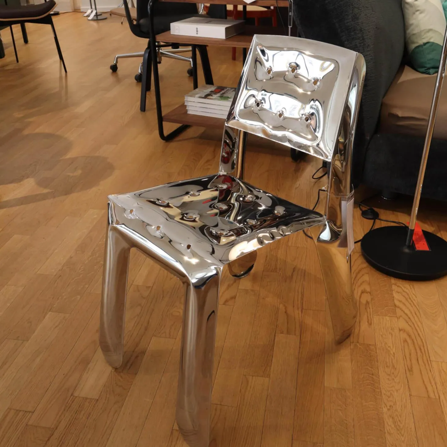 Stuhl Chippensteel Rostfreier Stahl Polished Poliert Silber