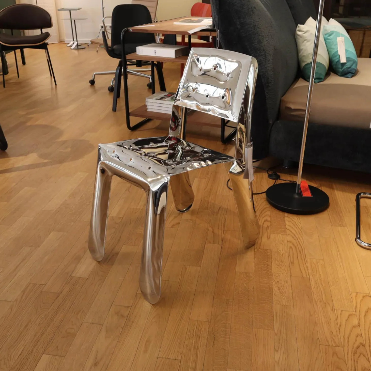 Stuhl Chippensteel Rostfreier Stahl Polished Poliert Silber