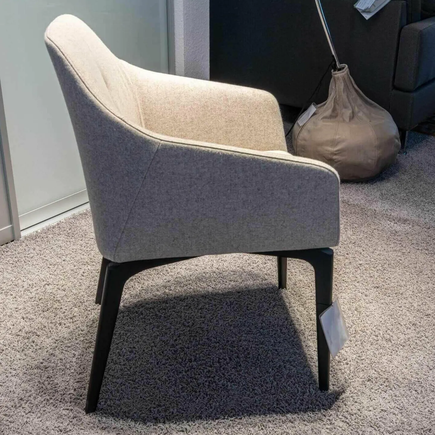 Stuhl DS 279 Stoff Loden Grau Braun Meliert Beine Holz