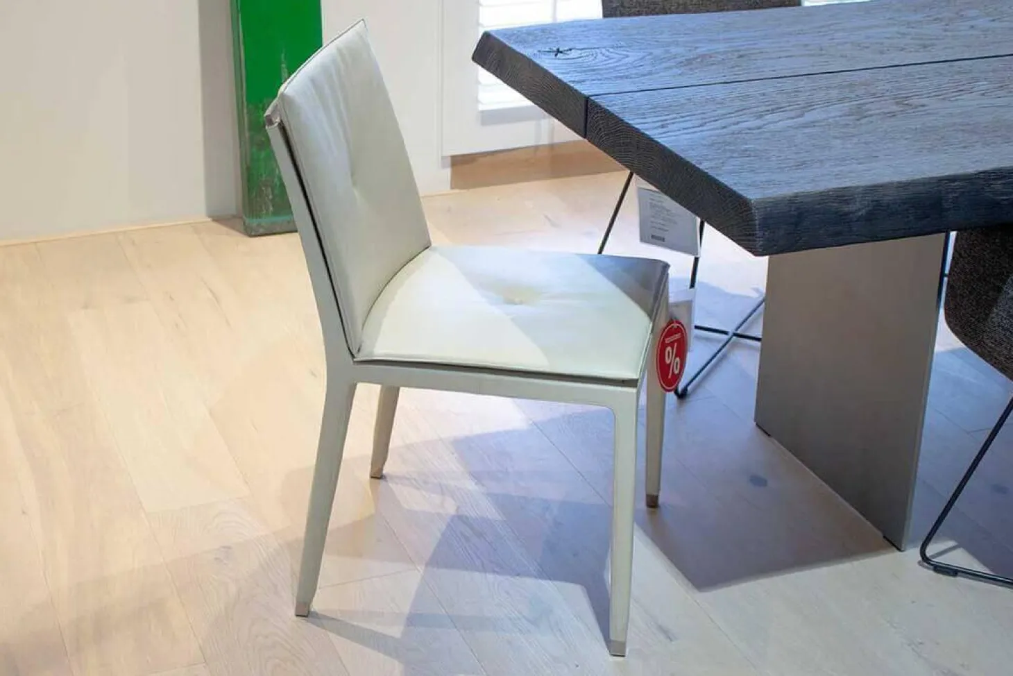 Stuhl Fritzgerald Bezug Leder Creme