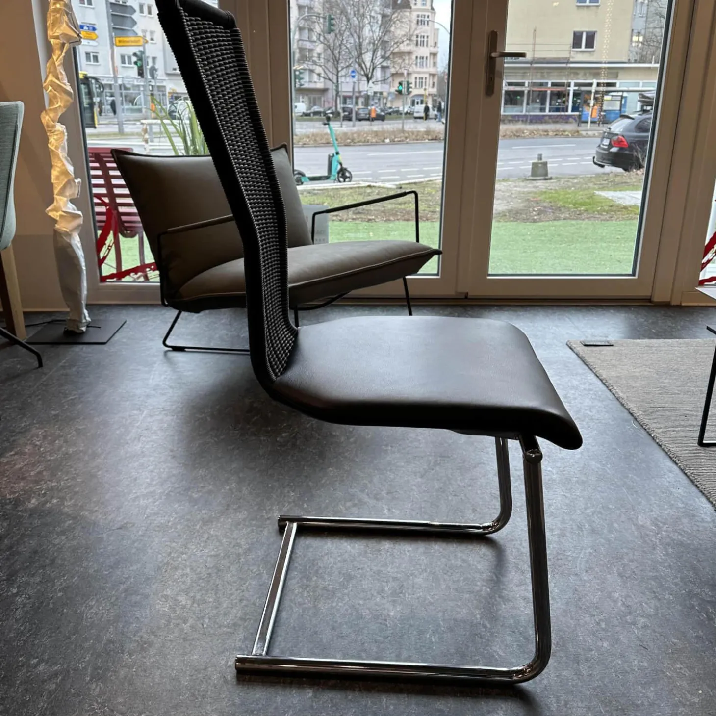 Stuhl Giacomo Bezug Leder Schwarz Gestell Verchromt