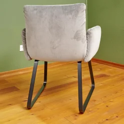 Stuhl Heaven Dining Mit Armlehnen Stoff City Velvet Reloaded Grau Kufe Metall Schwarz