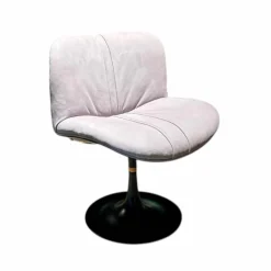 Stuhl Marilyn Leder Kashmir lilas Flieder Grau Gestell Metall Schwarz Lackiert