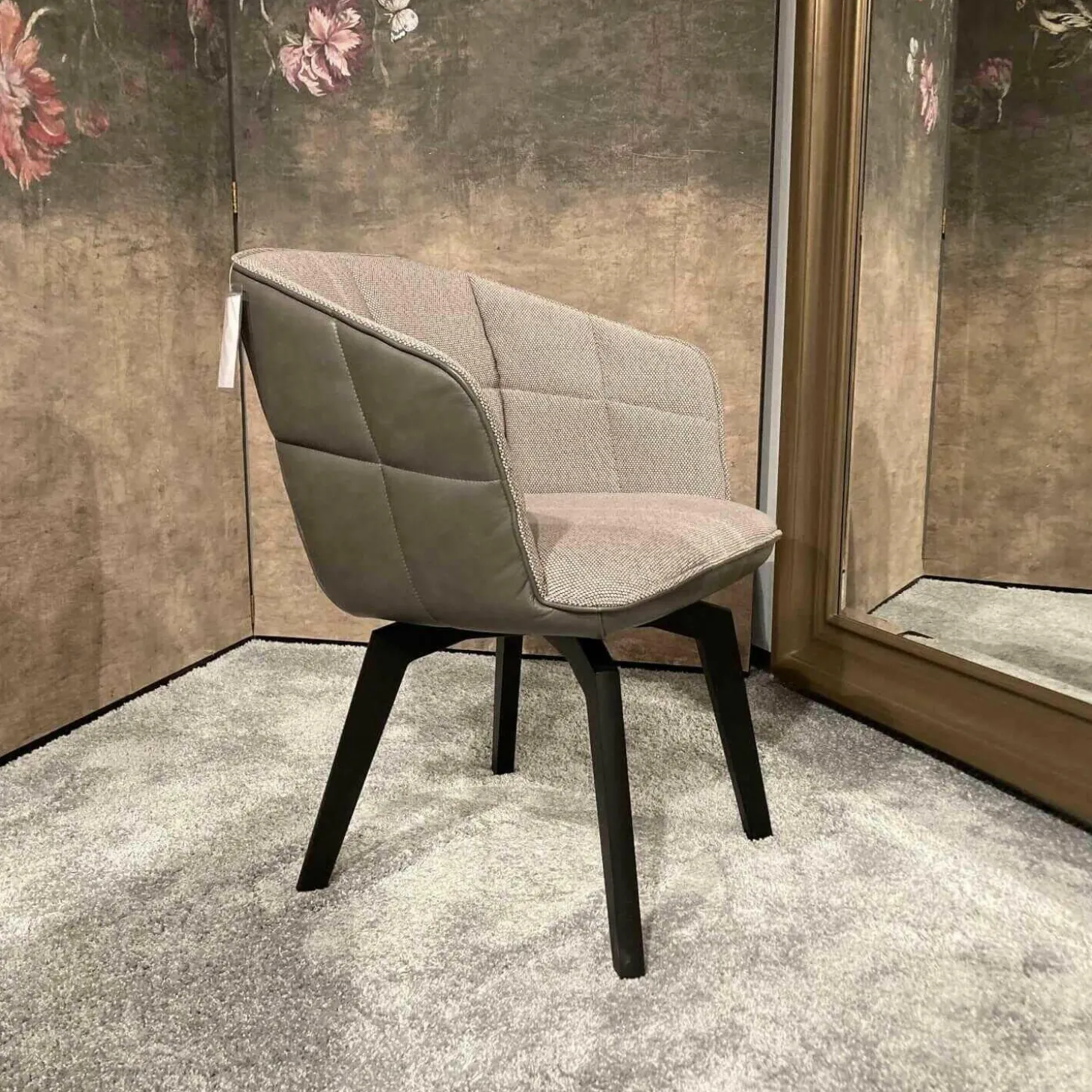 Stuhl Marla Armchair High Schwarz Eiche Stoffbezug Opera Fango