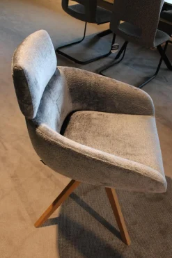 Stuhl Marleen Stoff Frankfurt Grau Gestell Wildeiche Geölt