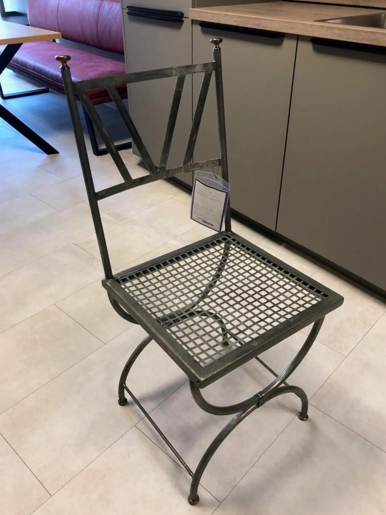 Stuhl Modell Ferro Rauleder Wassergrün Gestell Ausführung Metall