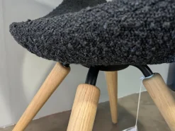 Stuhl Moon Stoff Schwarz 6P9 Füße Holz