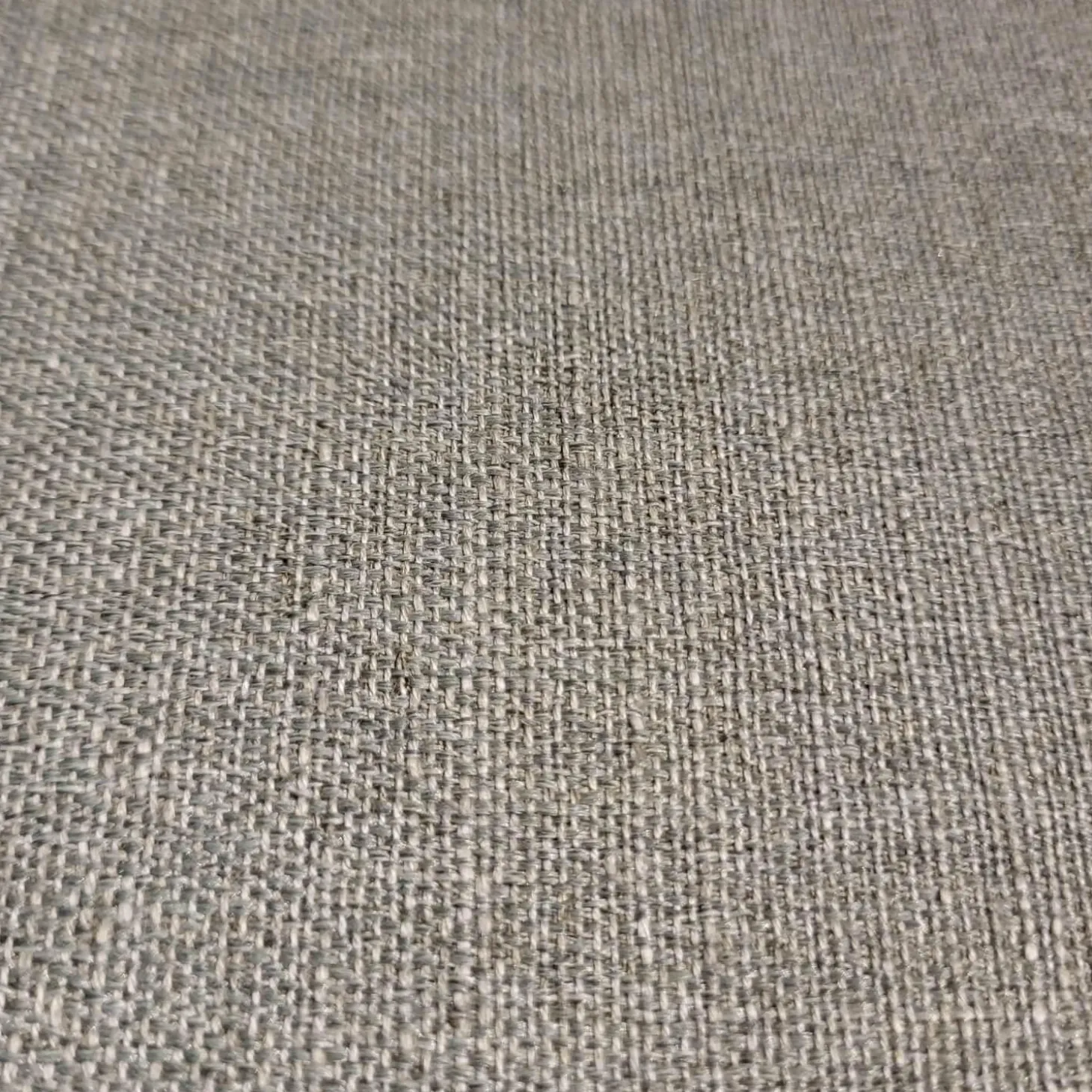 Stuhl Noa 690 Rolf Benz Stoff Hell Steingrau Rückschale mit Armteil Leder Mittel Quarzgrau Gestell Umbragrau