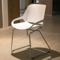 Stuhl Numo 1 Sitzschale Kunststoff Weiß Gestell Chrom Glanz