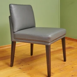 Stuhl Polo Dining Leder Normandie Graphit Grau Gestell Eiche Schwarz Gebeizt