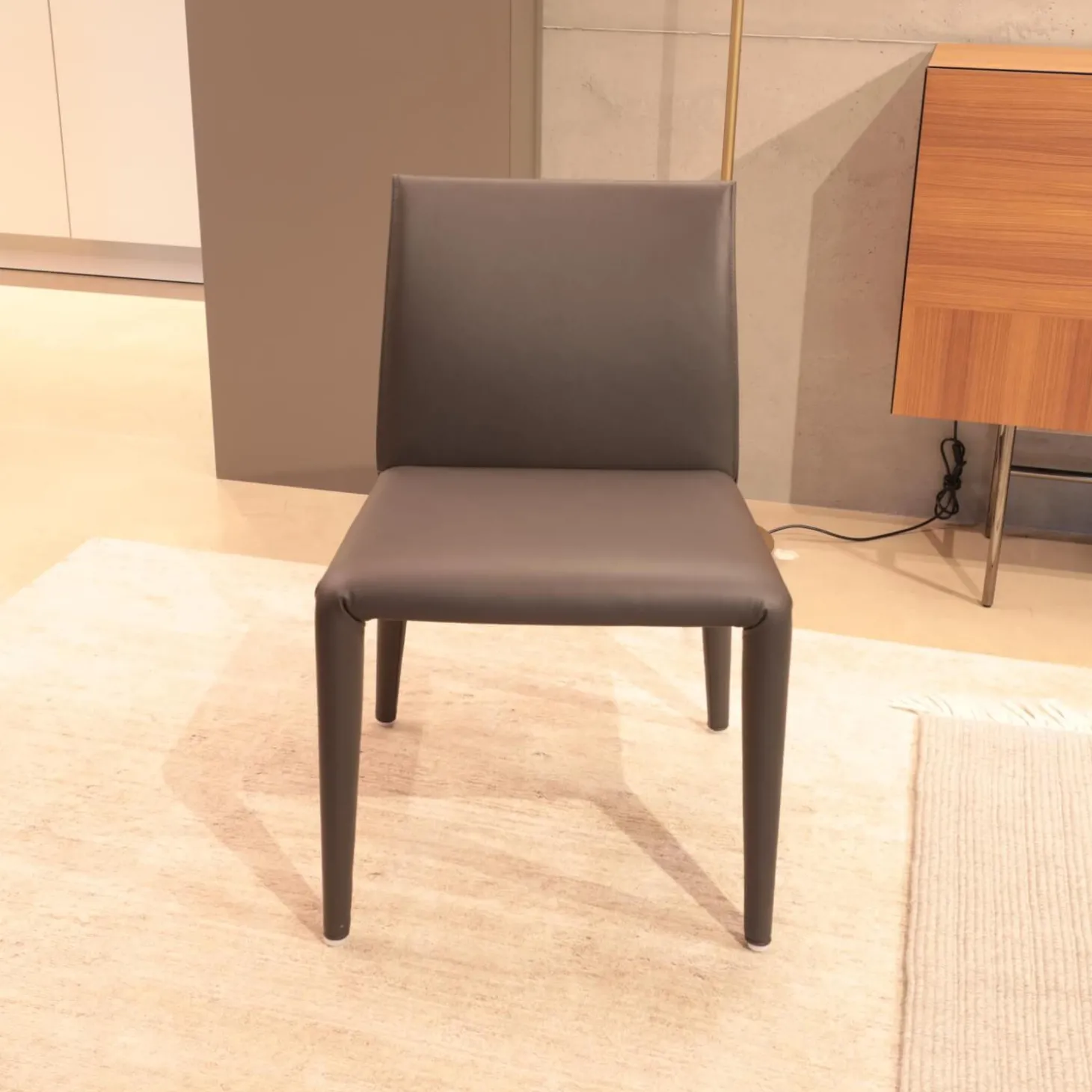 Stuhl Vol Au Vent SVL Lederbezogen Beta BT 251 1231251 Grau