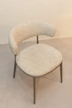 Stuhlgruppe Caratos Bezug Stoff Liseo Grau 2552115 Gestell Aluminium Bernstein Lackiert