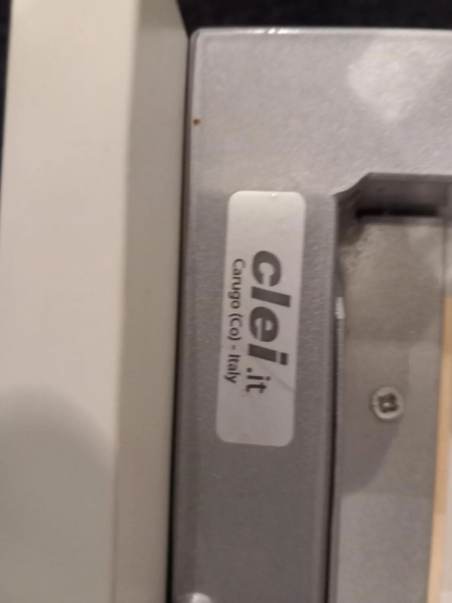 Systemwand Telemaco Strukturlack Canapa Hellblau Und Weiss Mit LED Beleuchtung Und Intrigierten Klappbett Ohne Dekoration