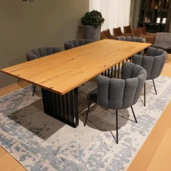 Teppich Disha Schurwolle Pflanzenfasern Stoff Ascot Creme Weiß Hellblau Handgeknüpft Ohne Tisch Sowie Ohne Stühle