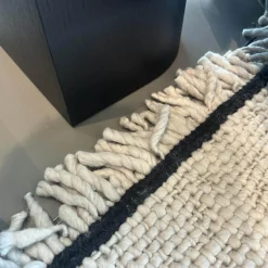 Teppich 450x250 Cross Flag Bian Cenere Wolle Weiß Schwarz