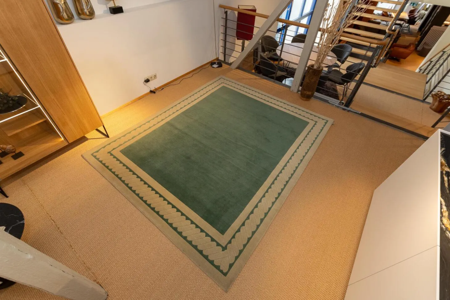 Teppich 252x201 Thani 80 Border 5 Velours Ohne Fransen 21 G68 B0 Grün Handgeknüpft In 80 Knoten