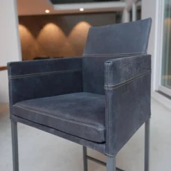 Thekenstuhl Texas Leder Kenia Baltic 6102 4-Fußgestell Struktur M15 Eisenblank Einschichtlack