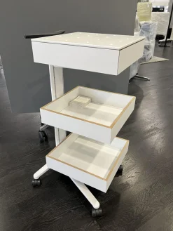 Tisch 446/3 Confair Server Catering Korpus Schichtstoff Säule Weiß Beschichtet Mit Schubladenbox Und Rollen