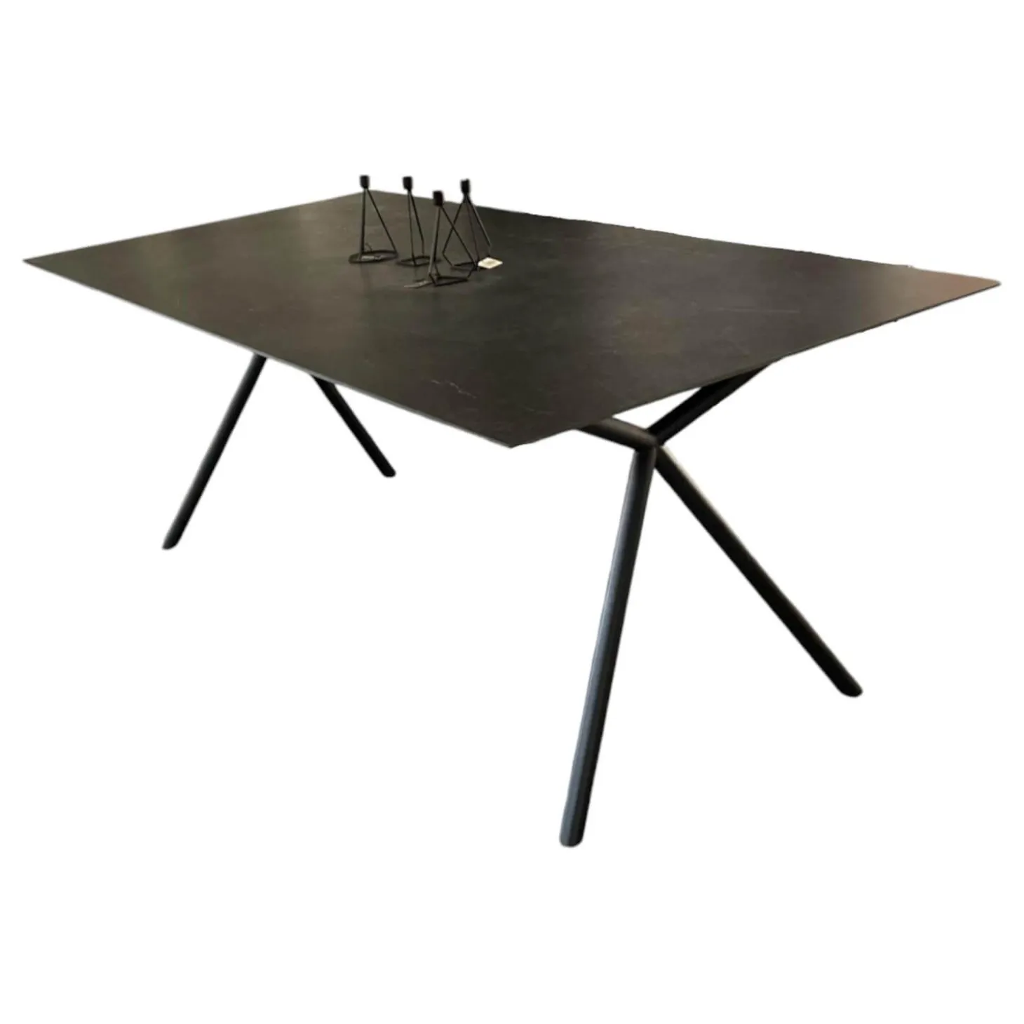 Tisch Aiven Platte Dekton 1 D1205 Laos Industrial Anthrazit Gestell Metall Schwarz Pulverbeschichtet