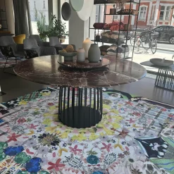 Tisch BC 07 Basket Platte Stein Rosso Lepanto Schwarz Rot Streben Tiefschwarz Schwarz Mit Drehteller Lazy Susan